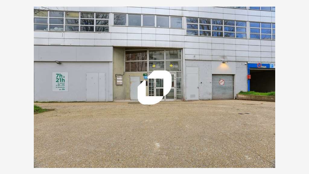 Vente Bureaux 102m² Noisiel