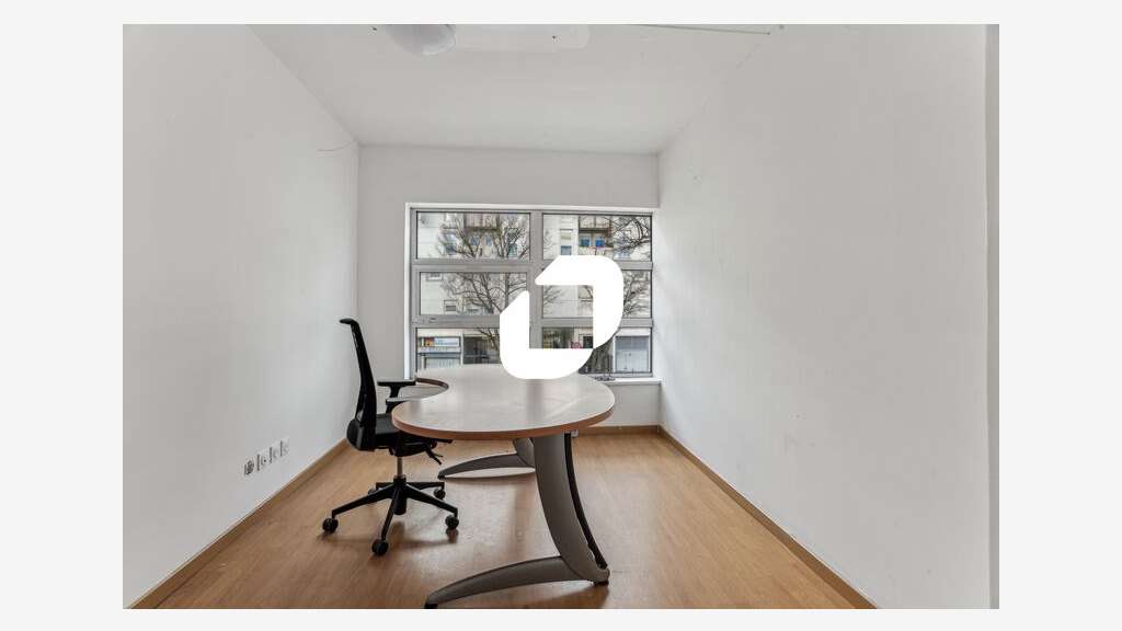 Vente Bureaux 102m² Noisiel