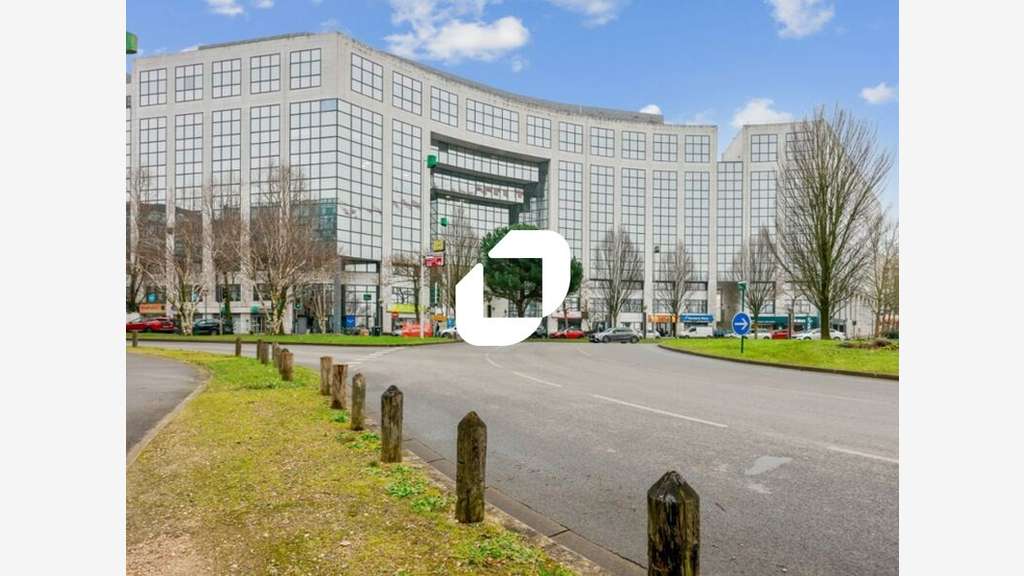 Vente Bureaux 1091m² Noisy le grand