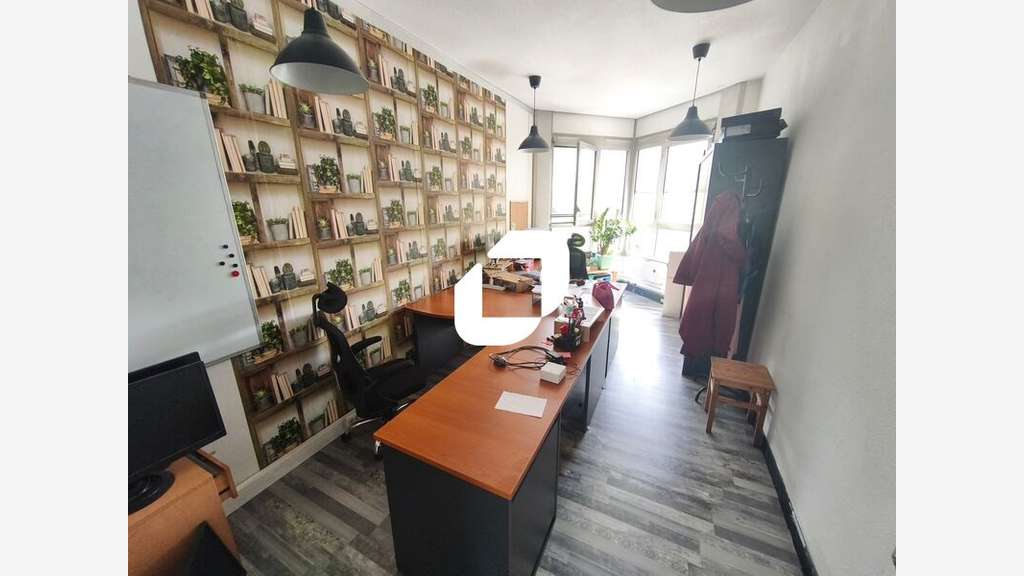 Vente Bureaux 697m² Noisy le grand