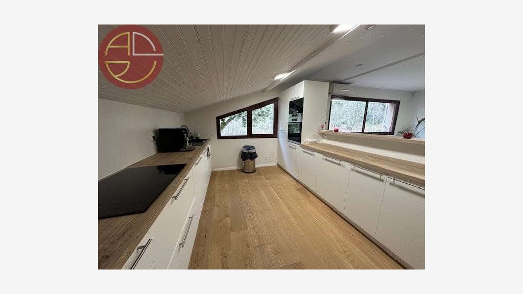 A vendre immeuble de bureaux 854m² à L'Union