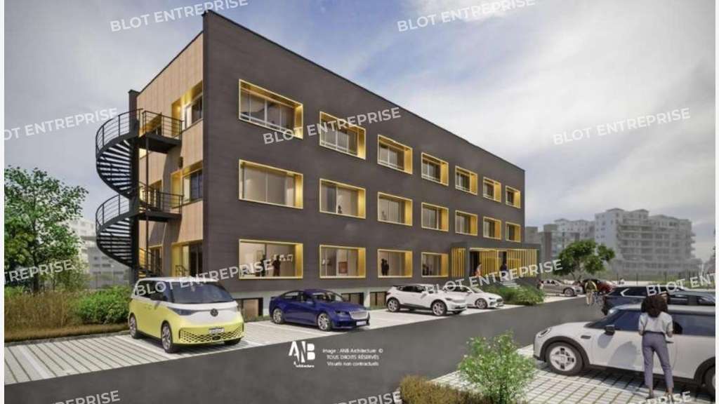 A vendre bureaux 846m² à Pacé Le Kube