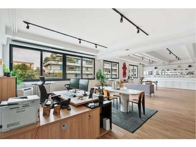 Vente Bureaux à Paris 10e