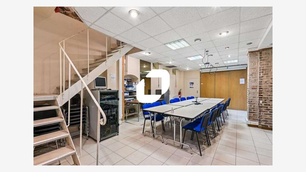 Vente Bureaux 143m² Paris