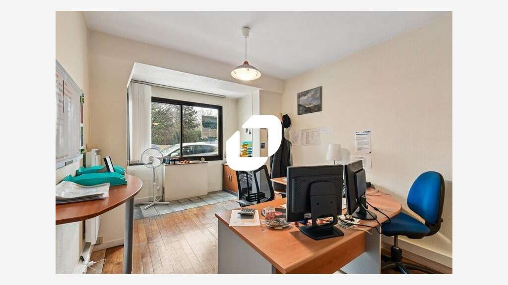 Vente Bureaux 143m² Paris