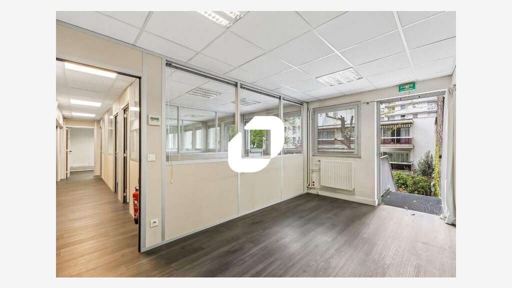 Vente Bureaux 383m² Paris