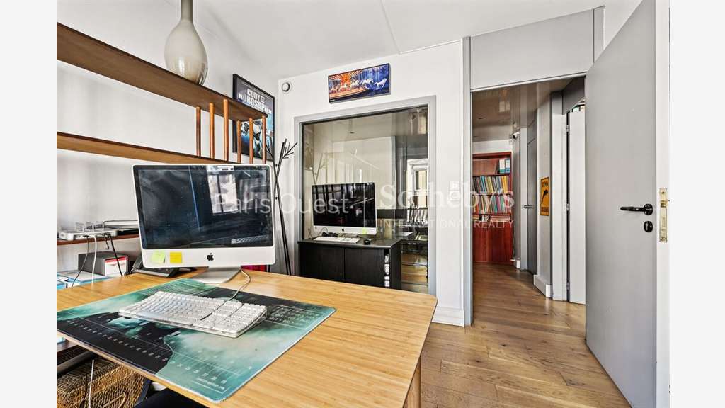 Vente bureaux 96m² à Paris 15 Montparnasse Pasteur