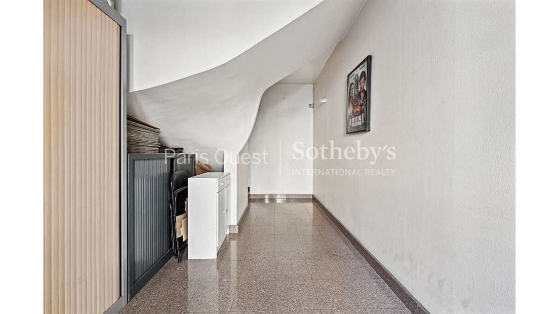 Vente bureaux 96m² à Paris 15 Montparnasse Pasteur