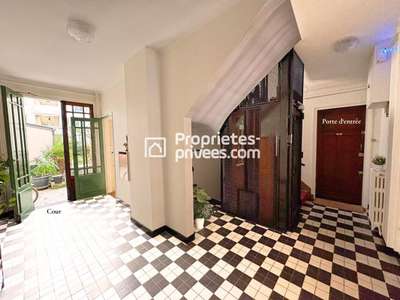AV appartement 61.4m² Paris 15 proche Tour Eiffel
