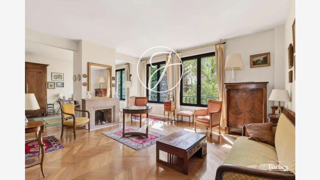 Profession libérale 118m² Paris 16e Trocadéro