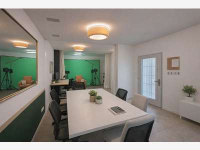 Local/bureau 49m² en RDC à vendre à Paris 75019