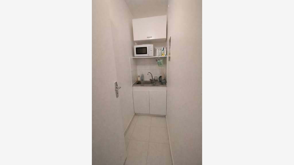 Local/bureau 49m² en RDC à vendre à Paris 75019