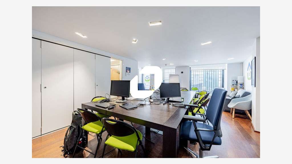 Vente Bureaux 112m² Paris