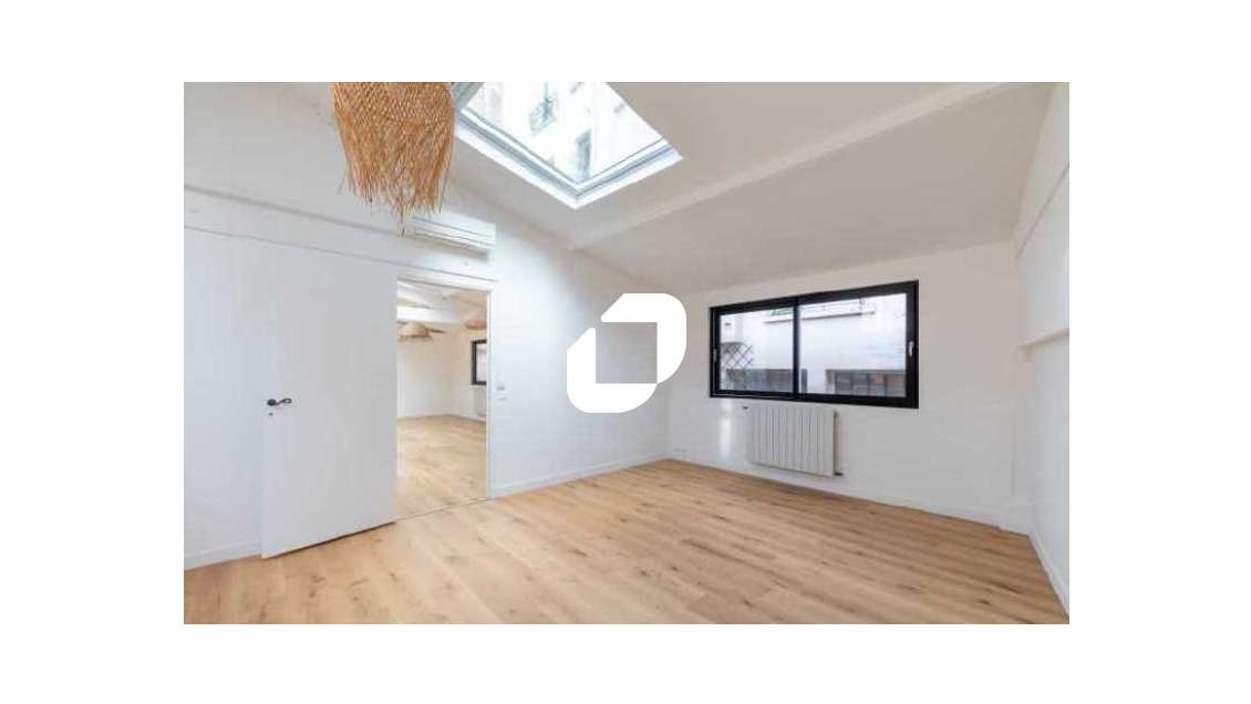 Vente Bureaux 189m² Paris