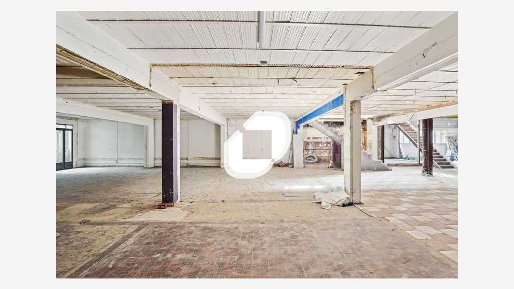 Vente Bureaux 616m² Paris