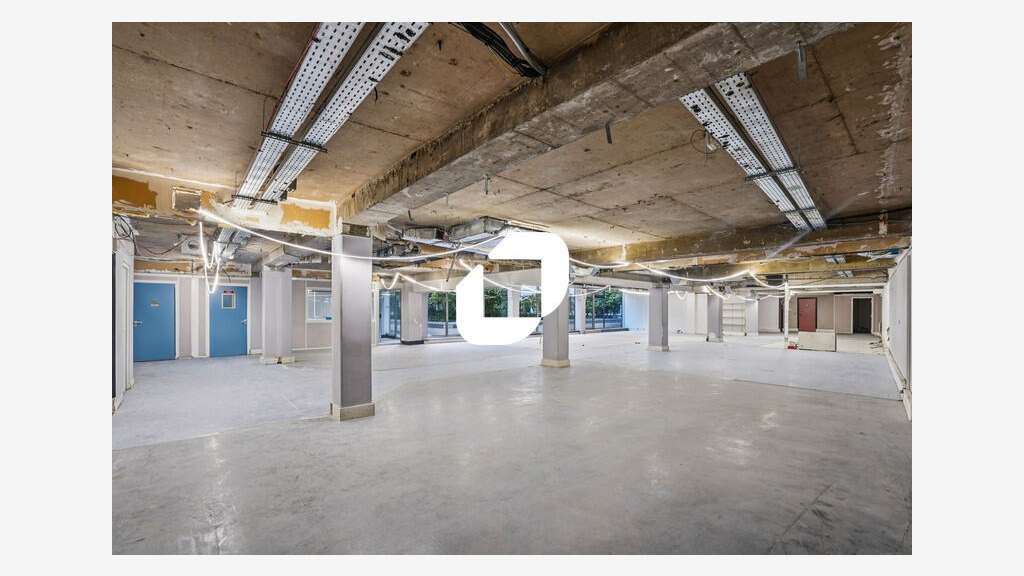 Vente Bureaux 736m² Paris