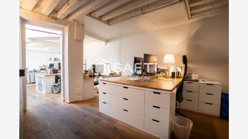 A vendre bureau 72m² à Paris 11e