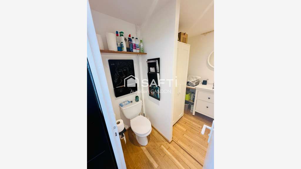 A vendre bureau 72m² à Paris 11e