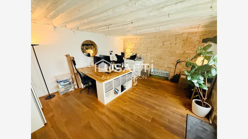 A vendre bureau 72m² à Paris 11e