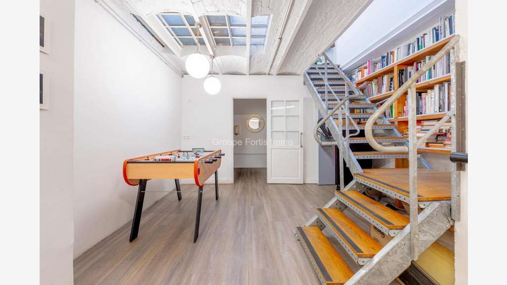 PARIS 9 - LOCAUX DE BUREAUX DE PRESTIGE SOUS