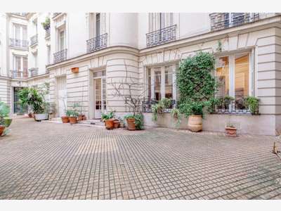 PARIS 9 - LOCAUX DE BUREAUX DE PRESTIGE SOUS