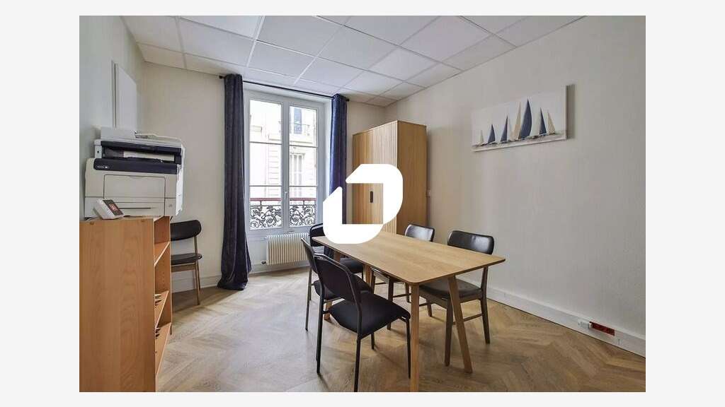 Vente Bureaux 223m² Paris