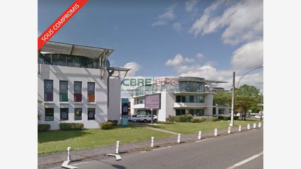 Vente bureaux 640m² proche A64 Pau Helioparc