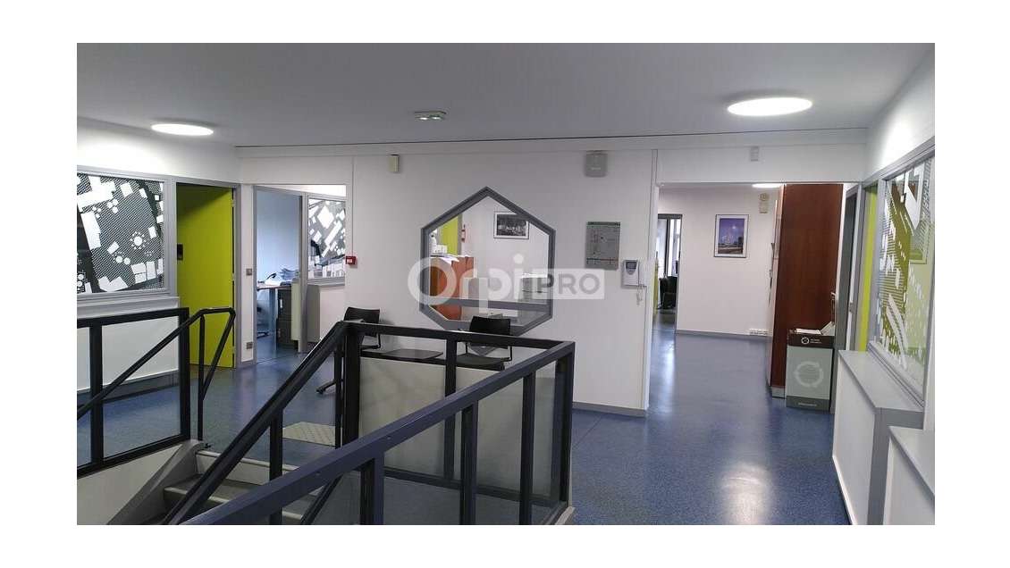 Immeuble de bureaux à vendre à Pau Université 