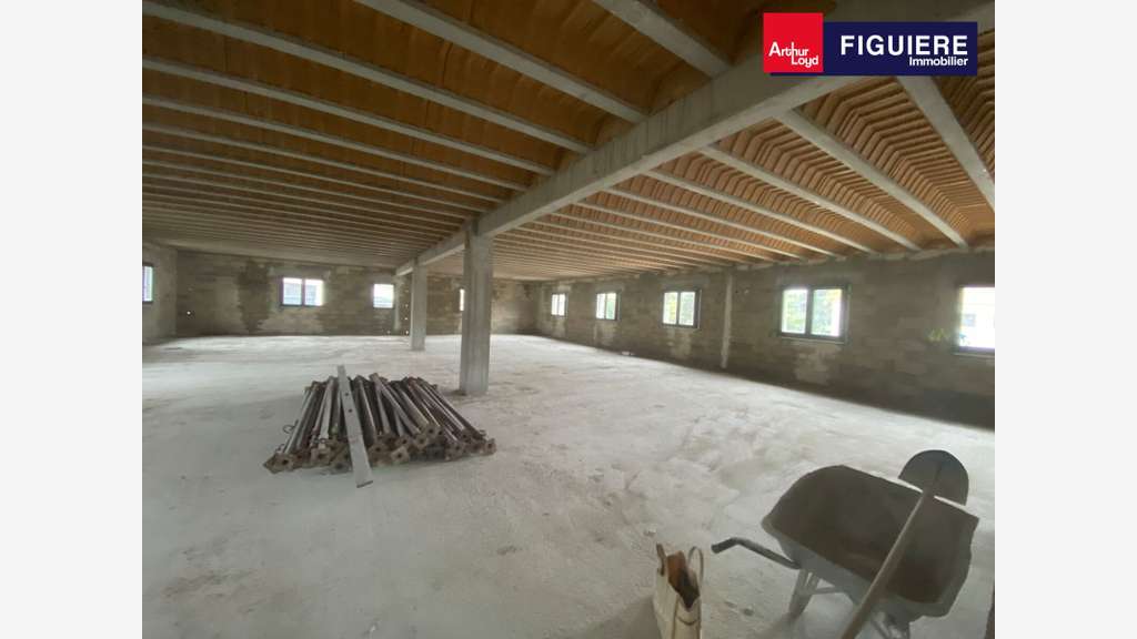 Bureaux neufs à vendre ou à louer à Pelissanne  