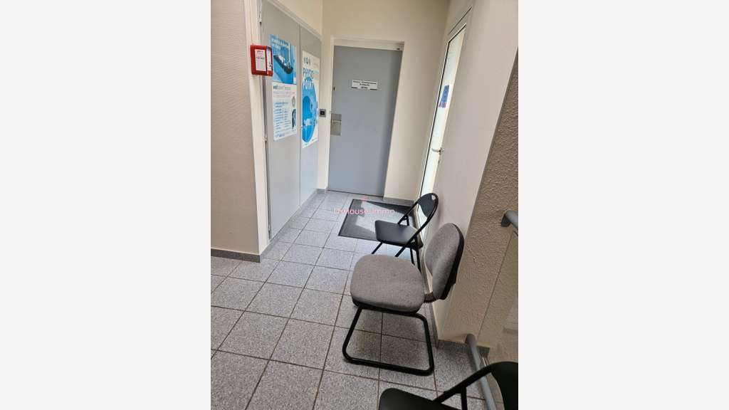 Vente bureau de 91m² au calme à Poitiers centre