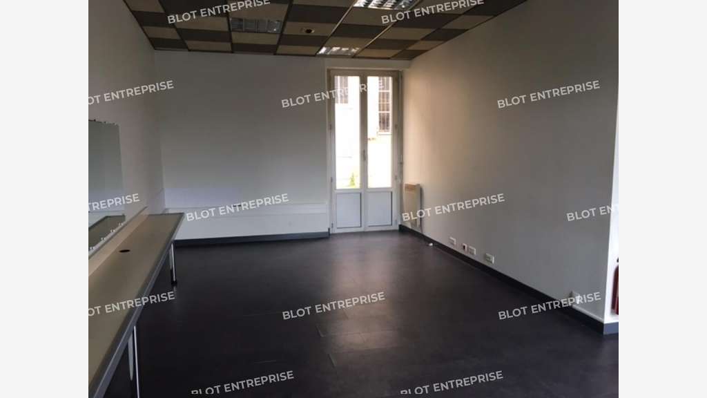 A vendre bureaux de 410m² à Pontivy