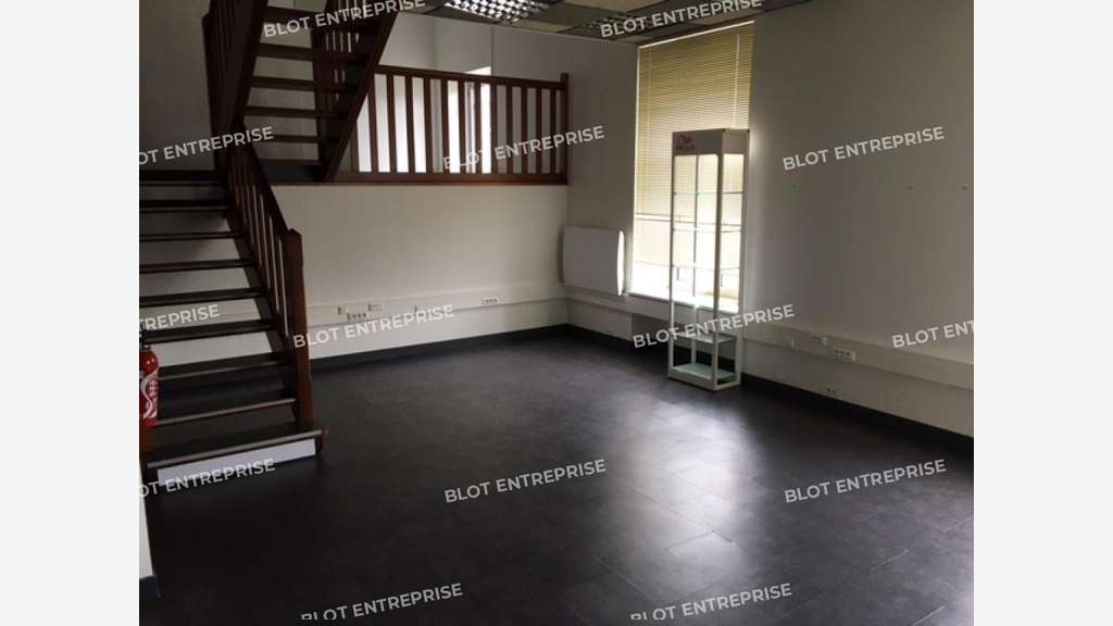 A vendre bureaux de 410m² à Pontivy