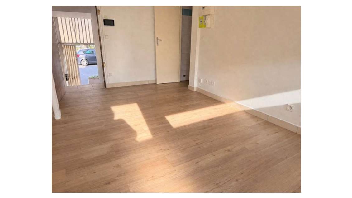 Local commercial 32m² à vendre à Pontoise