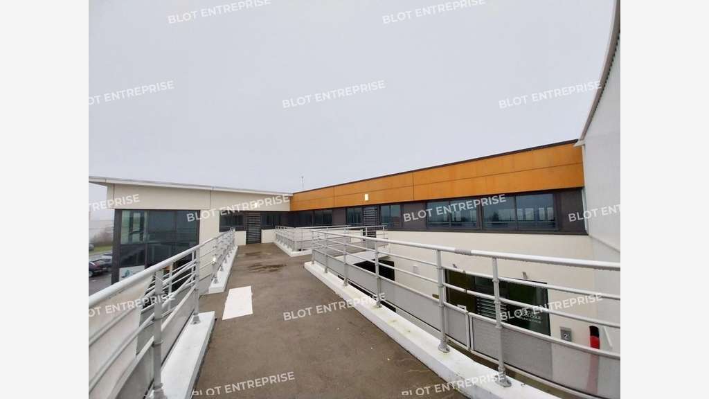A vendre bureaux de 73m² au 1er étage à Guérande