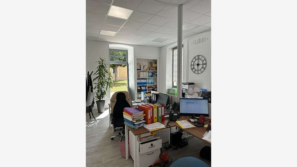 Vente bureaux de qualité 112m² à Chalon-sur-Saône