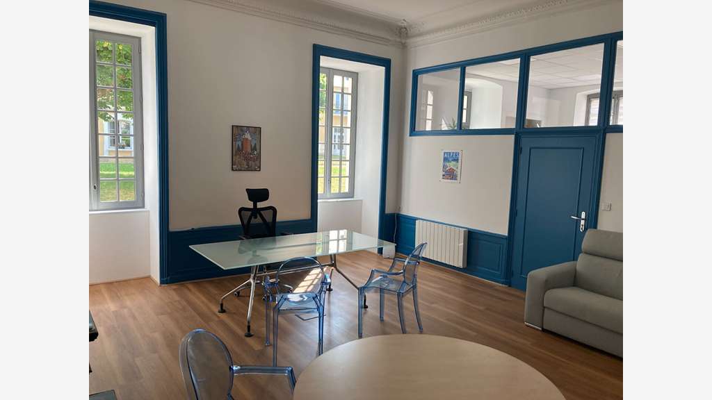 Vente bureaux de qualité 112m² à Chalon-sur-Saône