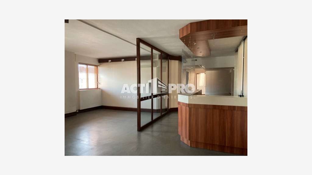 Vente bureaux 160m² R+3 au centre de Perpignan