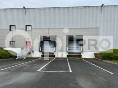 Entrepôt 2114m² à vendre à Quincié en Beaujolais