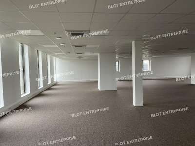 Vente bureaux 375m² accès PMR Rennes Champeaux   