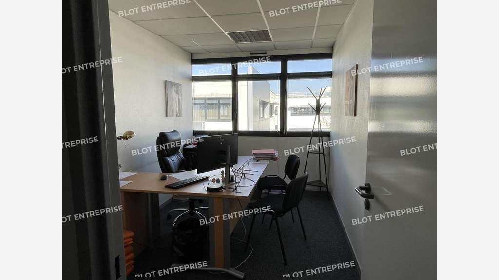 A vendre bureaux 202m² Rennes Atalante Champeaux