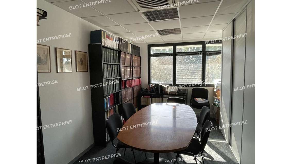 A vendre bureaux 202m² Rennes Atalante Champeaux