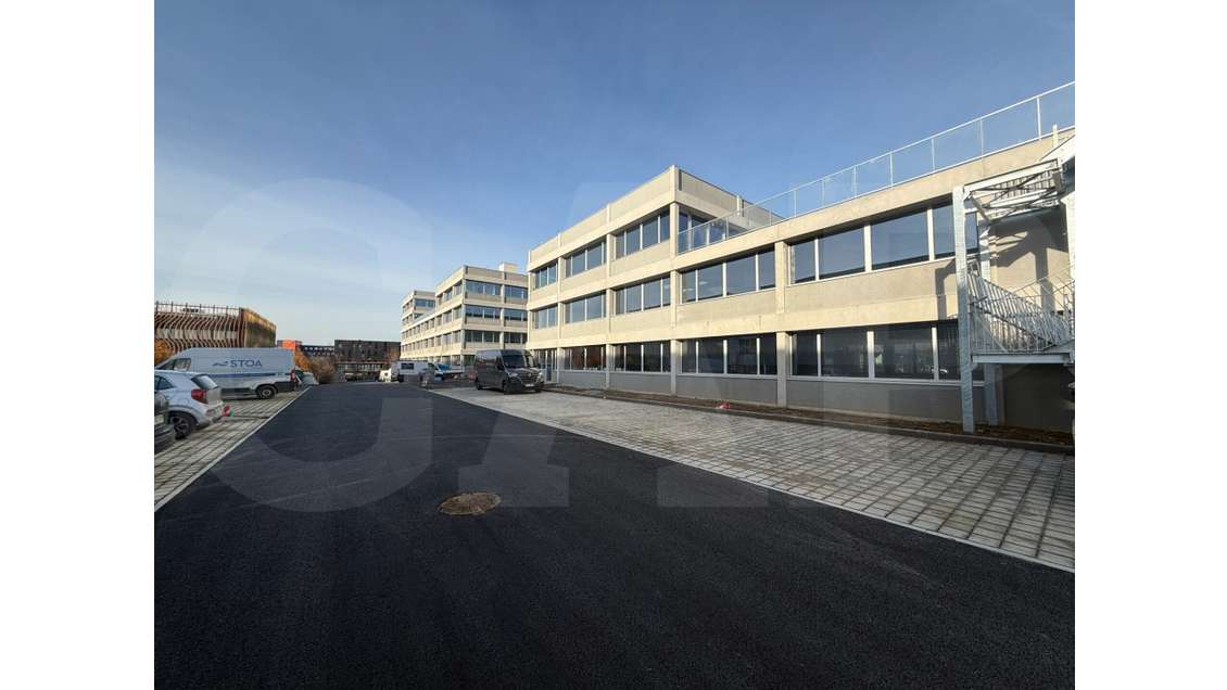 A vendre bureaux 860m² immeuble neuf Rennes