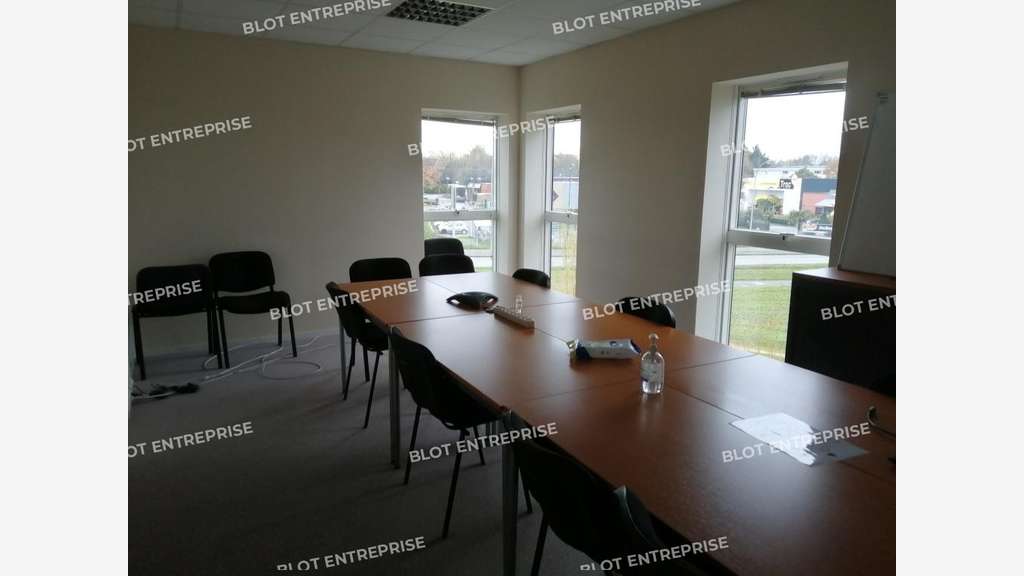Vente bureaux lumineux de 333m² à Rennes