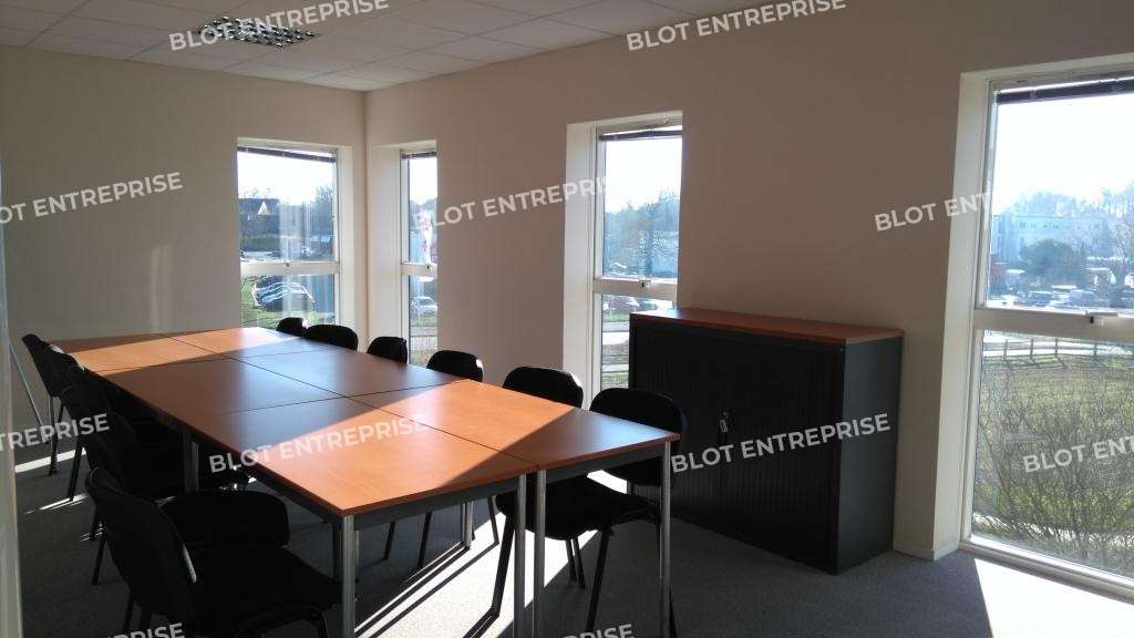 Vente bureaux lumineux de 333m² à Rennes