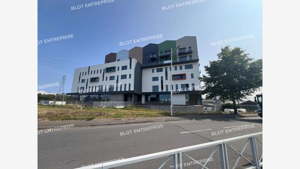 Bureaux neufs à Nantes Sud Porte de Rezé
