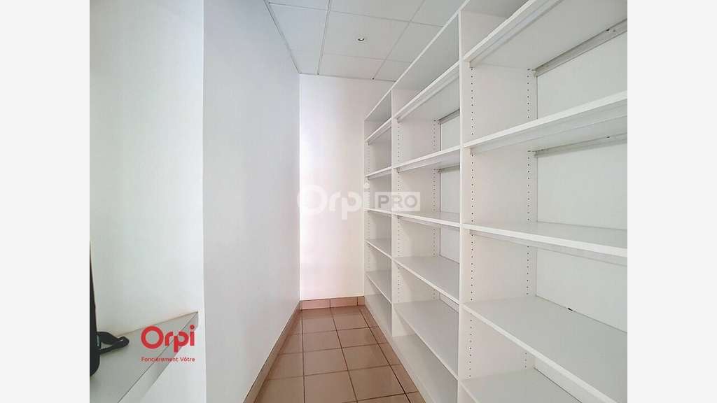 Vente locaux 230m² à Rezé emplacement stratégique