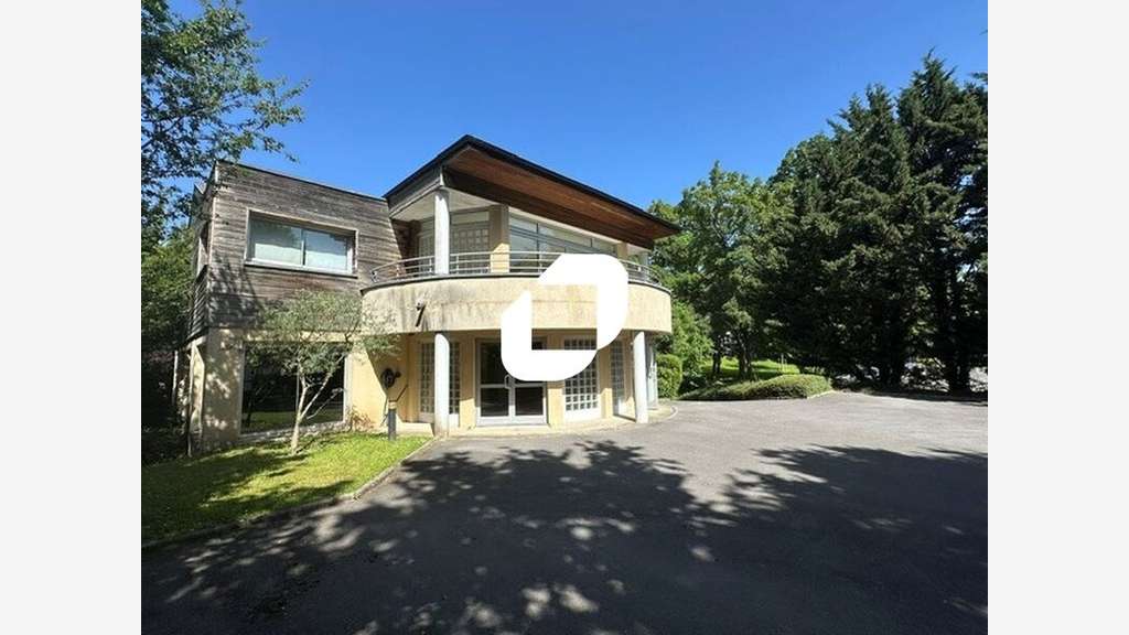 Vente Bureaux 580m² Roissy en france