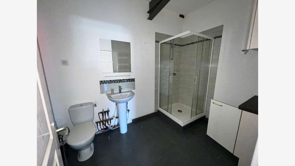 Local 118m² à vendre à Rosières (07260)