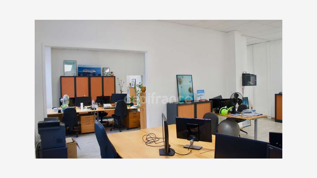 Bureaux rénovés à vendre à Roubaix quartier Gare