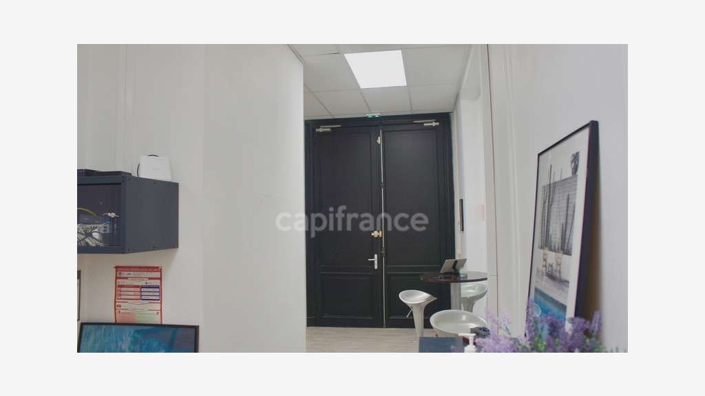 Bureaux rénovés à vendre à Roubaix quartier Gare